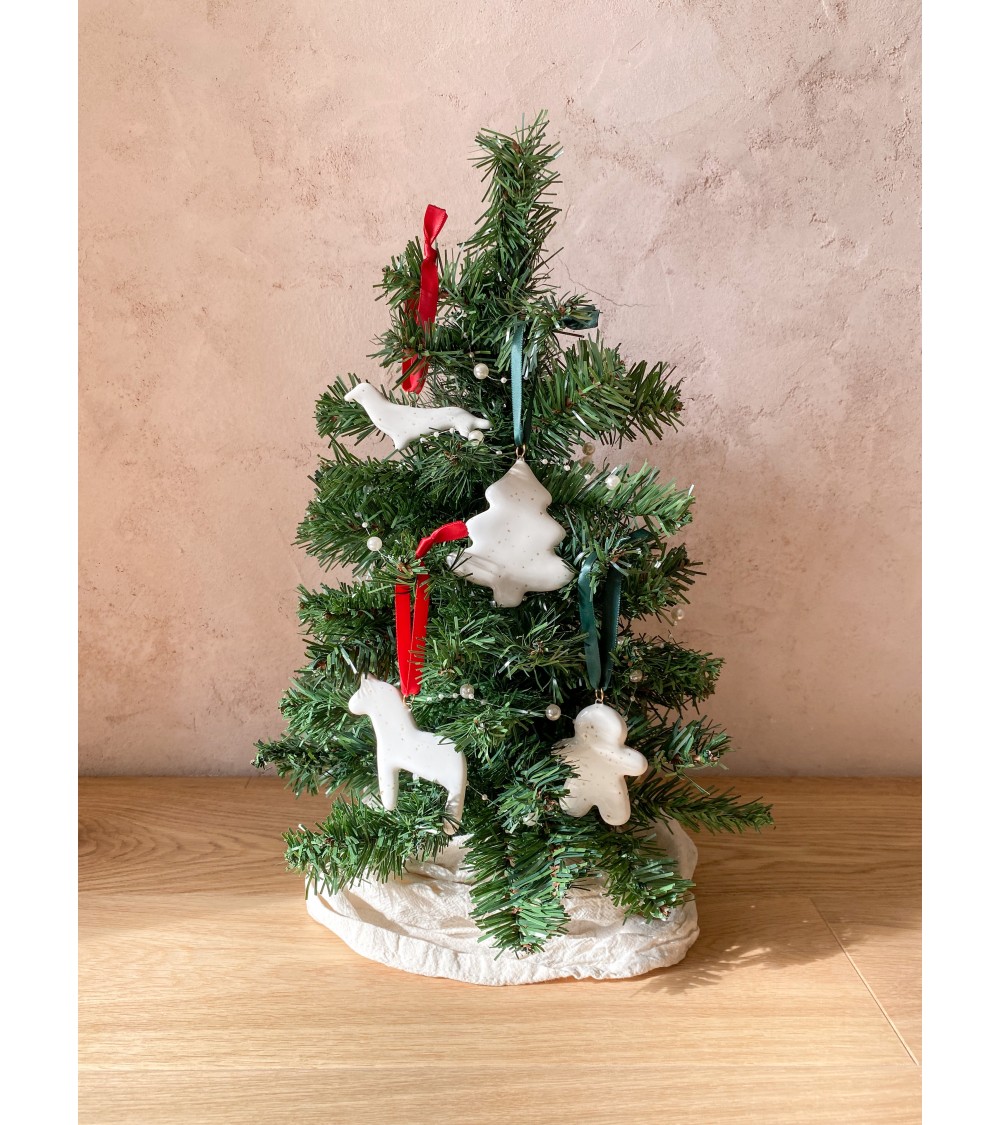 Ceramic Christmas tree ornaments