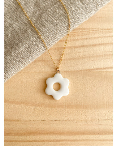 Collier fleur en porcelaine Gold Filled fait main