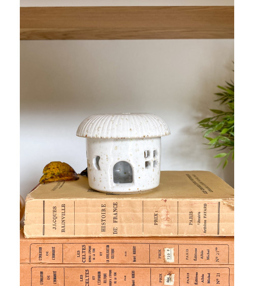 La maison photophore en céramique artisanale