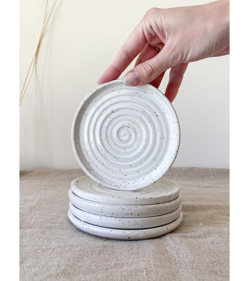 Artisanal ceramic soap dish for bathroom