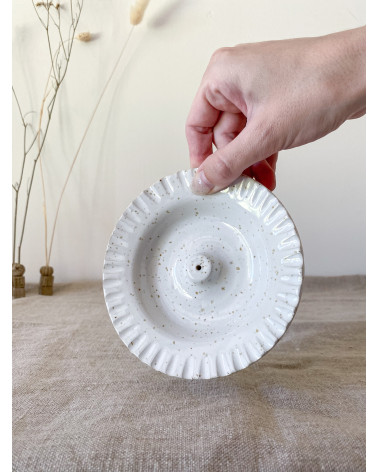 Artisanal ceramic incense holder white speckeld