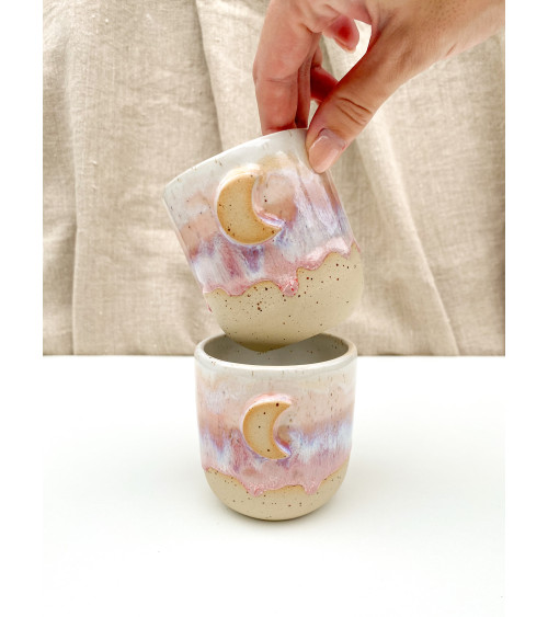 Mug écume lune lila artisanal en céramique fait main