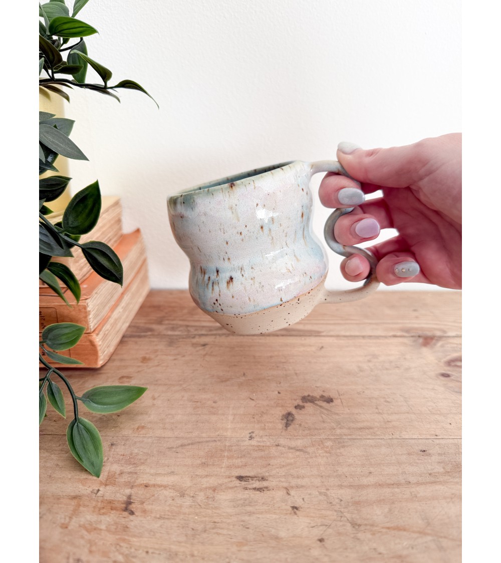Mug pièce unique artisanal en céramique fait main